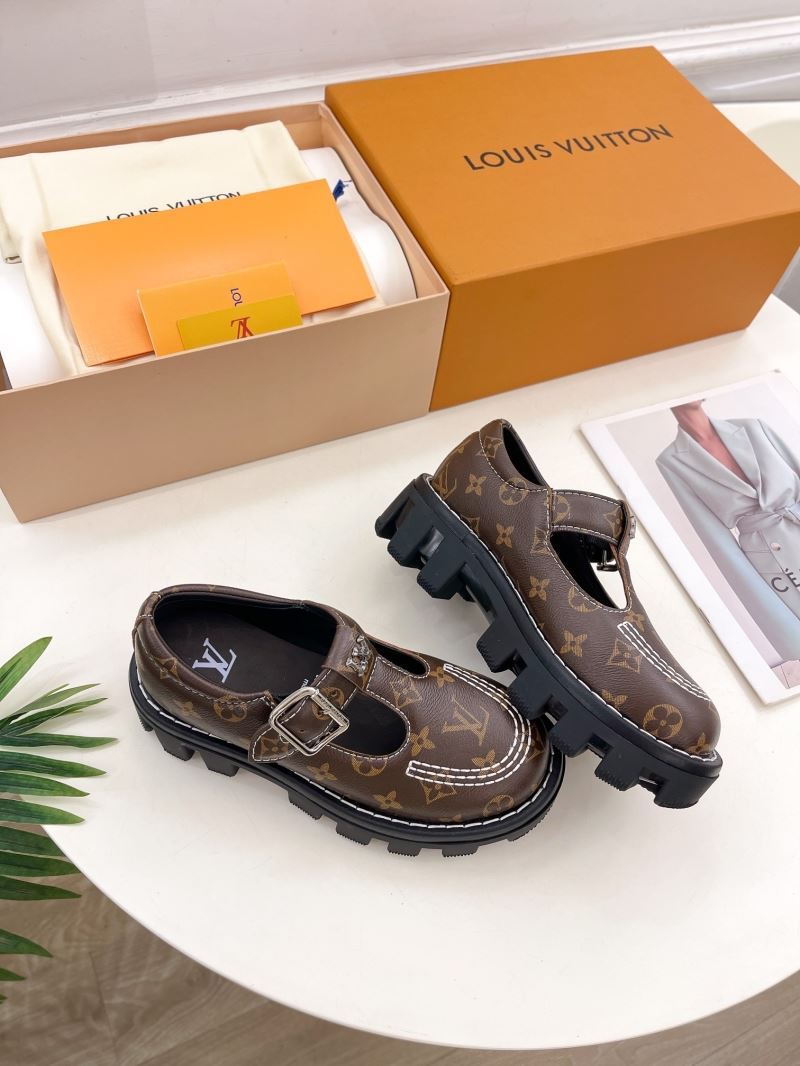 Louis Vuitton Low Shoes